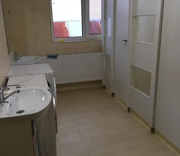 юран Konukevi