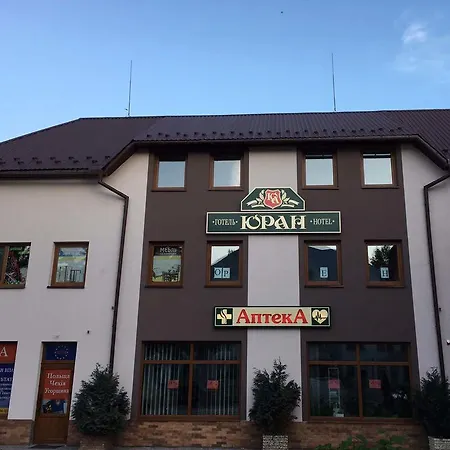Guest house юран Mizhhirya (Transcarpathia)